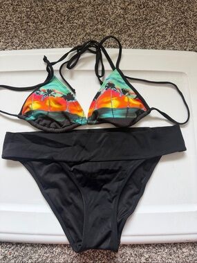 Victoria's Secret Tropical Sunset Triangle Bikini in Black and Multicolor